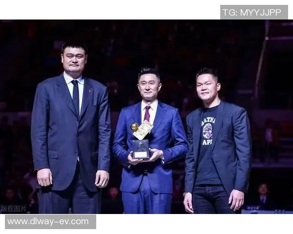 深圳乒乓球队实力引发热议球迷与专家观点交锋探讨未来发展方向