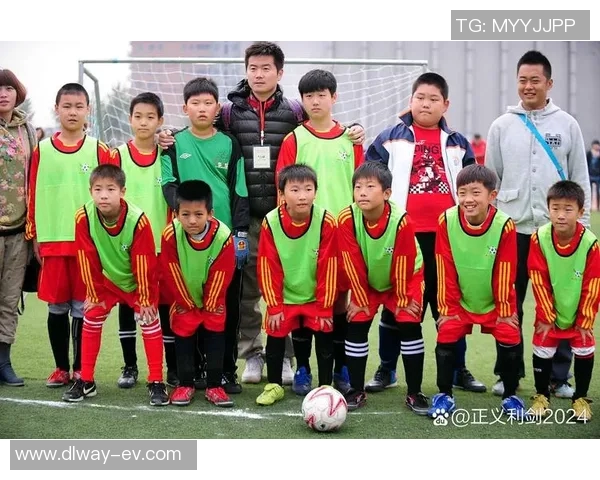 奥运会足球明星盛会汇聚全球顶尖球员展现激情与荣耀 奥运会足球明星盛会汇聚全球顶尖球员展现激情与荣耀